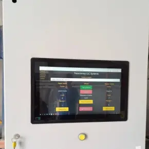 Сенсорный панельный моноблок IPF-15CK6P на производственной линии Хабезского гипсового завода