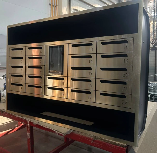 Сенсорный монитор INTERPROF SYSTEMS&trade;10,1&rdquo; для почтоматов